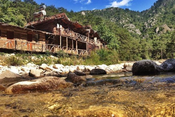 Kadir's Tree Houses (Kemer)